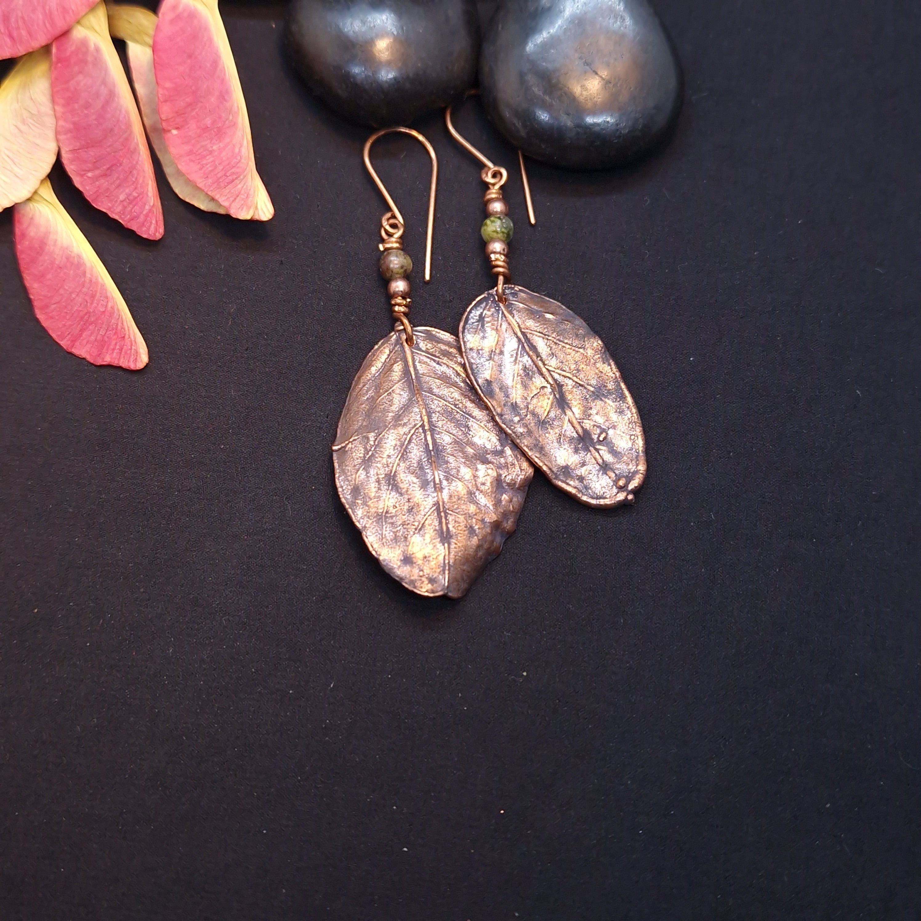 Pendientes hojas acacia electroformados - Joyería botánica