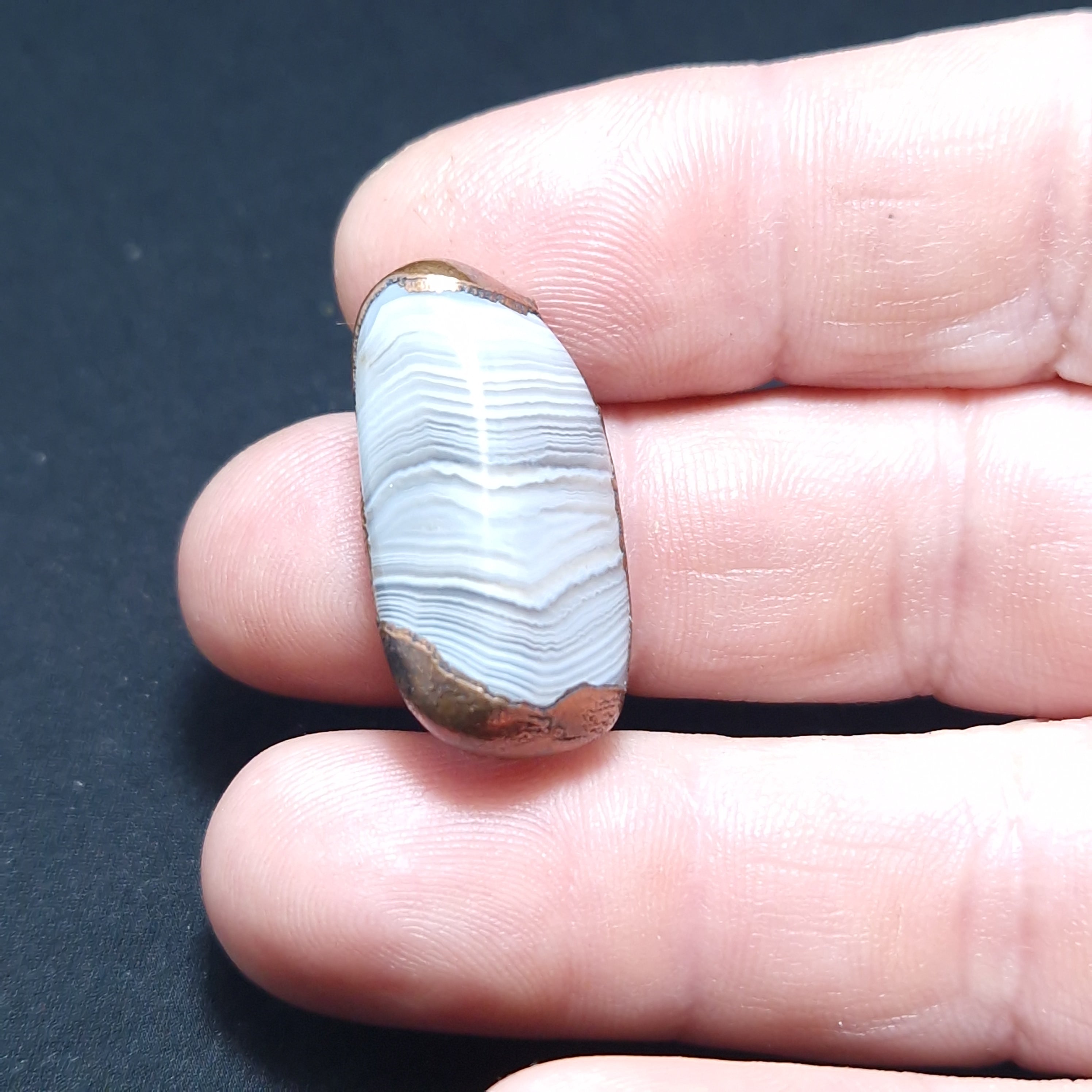 Anillo artesanal con ágata bandeada natural de 2,5 cm y banda ajustable a todas las tallas